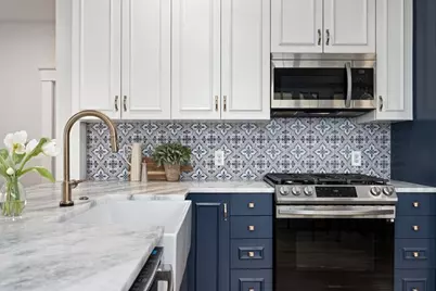 807 W 30th Street, Austin, TX 78705 - Photo 15