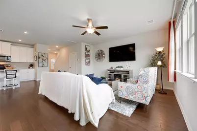 7404 Albany Drive, Austin, TX 78754 - Photo 11