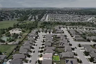 7404 Albany Dr, Austin, TX 78754 - Photo 35