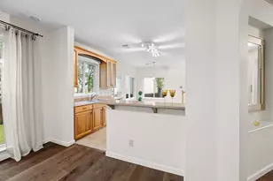 4176 Canyon Glen Cir, Austin, TX 78732 - Photo 9