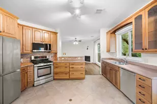 4176 Canyon Glen Cir, Austin, TX 78732 - Photo 17