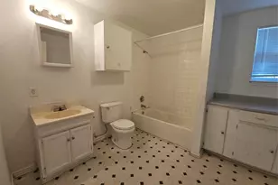 1001 S 29th St, Temple, TX 76504 - Photo 5