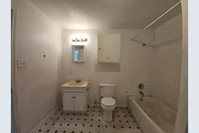 1001 S 29th Street, Temple, TX 76504 - Photo 3