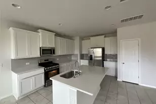 7601 Albany Dr, Austin, TX 78754 - Photo 9