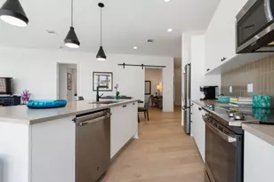 800 Embassy Dr, Austin, TX 78702 - Photo 11