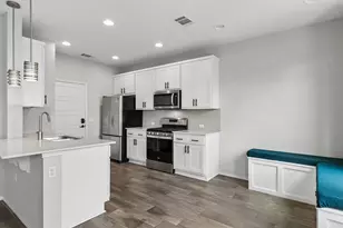 9421 Hunter Ln, Austin, TX 78748 - Photo 7