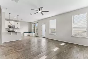 9421 Hunter Ln, Austin, TX 78748 - Photo 3