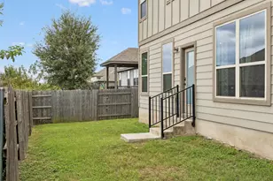 9421 Hunter Ln, Austin, TX 78748 - Photo 29