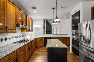 3901 Caney Creek Rd, Austin, TX 78732 - Photo 5