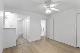 2018 W Rundberg Ln, Austin, TX 78758 - Photo 15