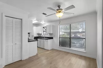 2018 W Rundberg Lane #9A, Austin, TX 78758 - Photo 7