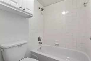 2018 W Rundberg Ln, Austin, TX 78758 - Photo 17