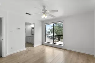 2018 W Rundberg Ln, Austin, TX 78758 - Photo 21