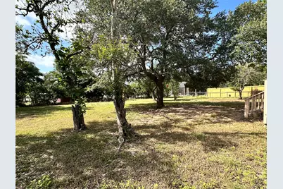 1501 Earle Street, San Marcos, TX 78666 - Photo 3
