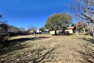 1501 Earle St, San Marcos, TX 78666 - Photo 35