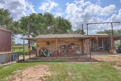 1276 County Road 216, Hallettsville, TX 77964 - Photo 17