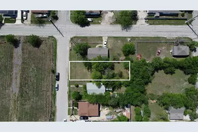 408 Symes Street, Taylor, TX 76574 - Photo 3