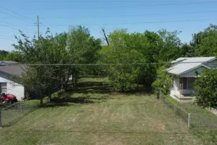 408 Symes St, Taylor, TX 76574 - Photo 1