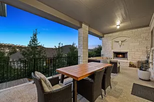 413 Sitlington Ln, Austin, TX 78738 - Photo 7