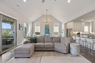 413 Sitlington Ln, Austin, TX 78738 - Photo 17