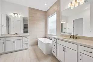 8908 Binnewater Wy, Austin, TX 78744 - Photo 17