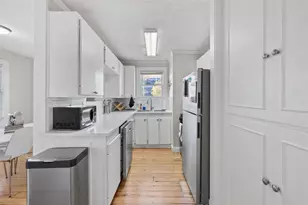 1202 E 29th St, Austin, TX 78722 - Photo 11