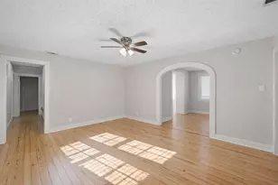 1202 E 29th St, Austin, TX 78722 - Photo 9