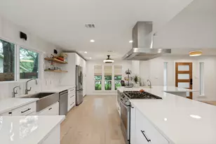 7413 Fireoak Dr, Austin, TX 78759 - Photo 7