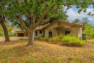 7707 Meadowview Ln, Austin, TX 78752 - Photo 1