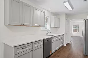 1404 Sir Thopas Trail, Austin, TX 78748 - Photo 11