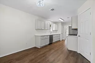 1404 Sir Thopas Trail, Austin, TX 78748 - Photo 15