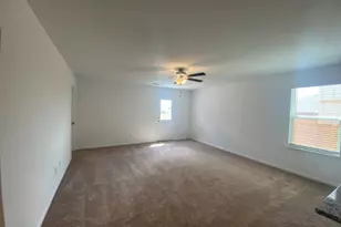 309 Riverdale Dr Dr, Jarrell, TX 76537 - Photo 13