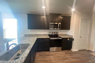 309 Riverdale Dr Dr, Jarrell, TX 76537 - Photo 11