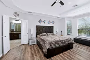 13013 Bloomfield Hills Ln, Austin, TX 78732 - Photo 13