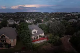 13013 Bloomfield Hills Ln, Austin, TX 78732 - Photo 37