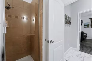 13013 Bloomfield Hills Ln, Austin, TX 78732 - Photo 19