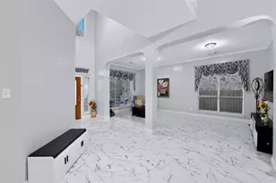 13013 Bloomfield Hills Ln, Austin, TX 78732 - Photo 5