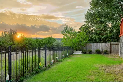 13013 Bloomfield Hills Lane, Austin, TX 78732 - Photo 35