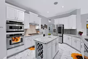 13013 Bloomfield Hills Ln, Austin, TX 78732 - Photo 7