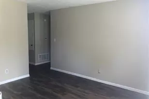 139 Elm Dr, Lockhart, TX 78644 - Photo 3