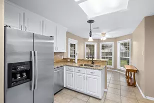 813 Woodson Dr, Caldwell, TX 77836 - Photo 13