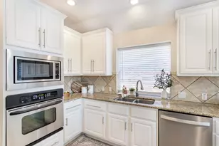 12709 Rush Creek Ln, Austin, TX 78732 - Photo 13