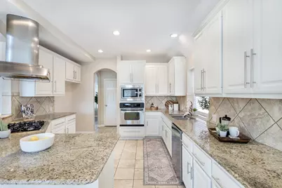 12709 Rush Creek Lane, Austin, TX 78732 - Photo 11