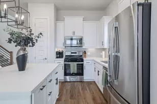 4906 Seadrift Dr, Austin, TX 78747 - Photo 11