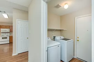 210 Carol Ave, Leander, TX 78641 - Photo 11