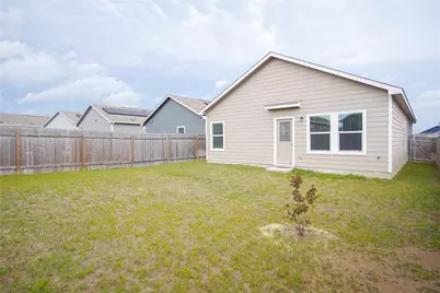 14201 Lyndora Lane, Pflugerville, TX 78660 - Photo 15
