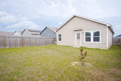 14201 Lyndora Lane, Pflugerville, TX 78660 - Photo 15