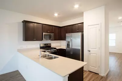 14201 Lyndora Lane, Pflugerville, TX 78660 - Photo 3