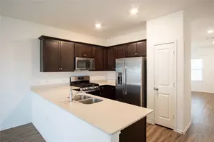 14201 Lyndora Ln, Pflugerville, TX 78660 - Photo 3