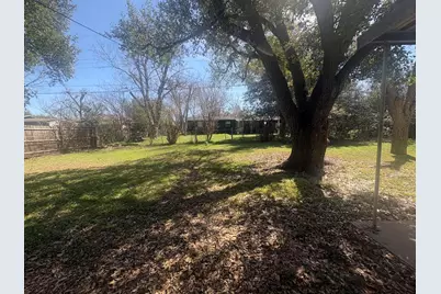 905 Kirk Street, Taylor, TX 76574 - Photo 15